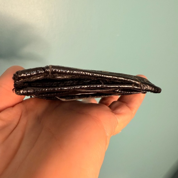 Leopard Metallic Print Coin Purse with Key Ring - Picture 3 of 10